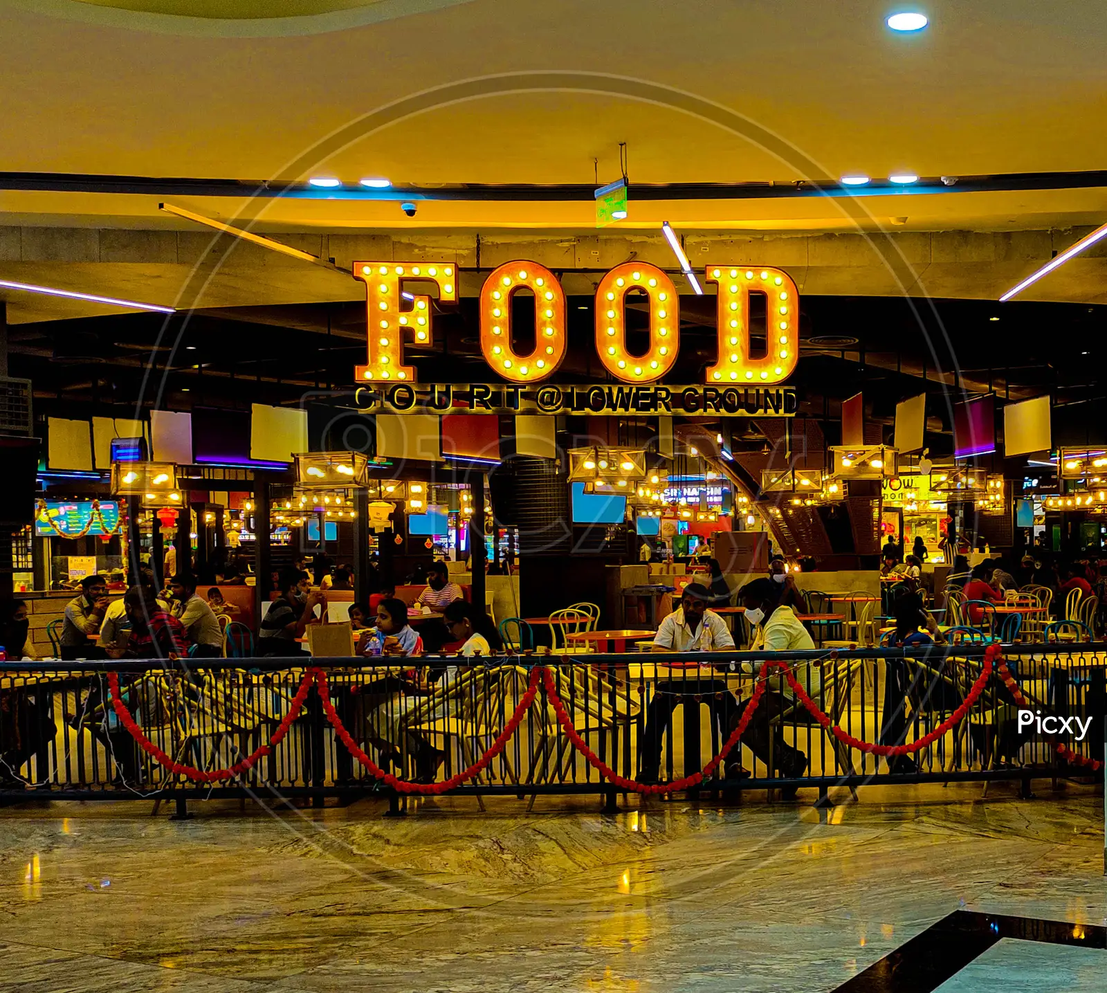 Food Court